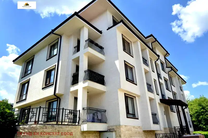 4-bedroom apartment in Sofiya, Simeonovo