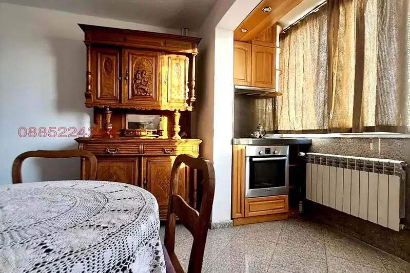 Тристаен апартамент с гледка към Витоша в Слатина, София