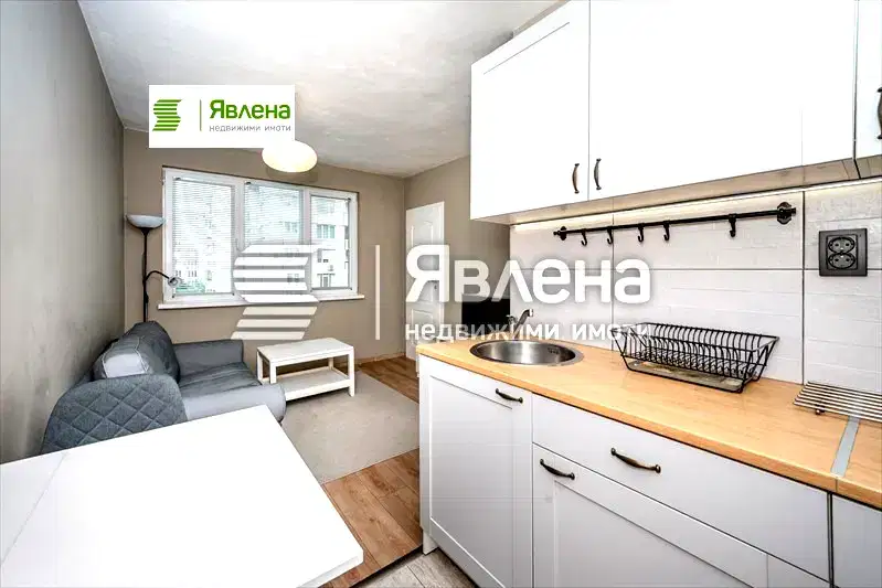 Двустаен апартамент в Стрелбище с югоизточно изложение