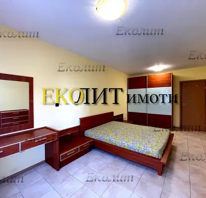 Снимка 4 — Тристаен апартамент с две тераси в Стрелбище, София
