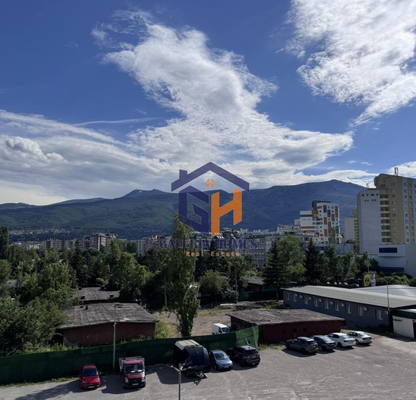 Снимка 2 — Едностаен апартамент с тераса в Студентски град, София