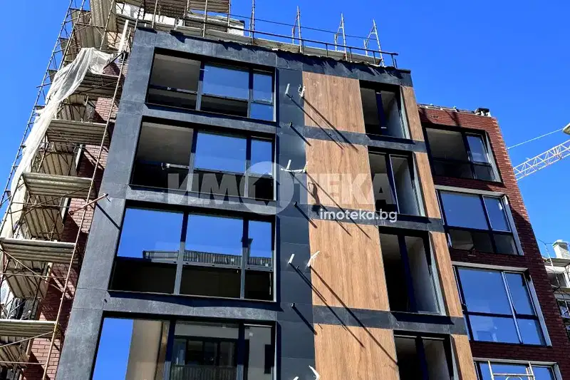 3-bedroom apartment in Sofiya, Studentski Grad