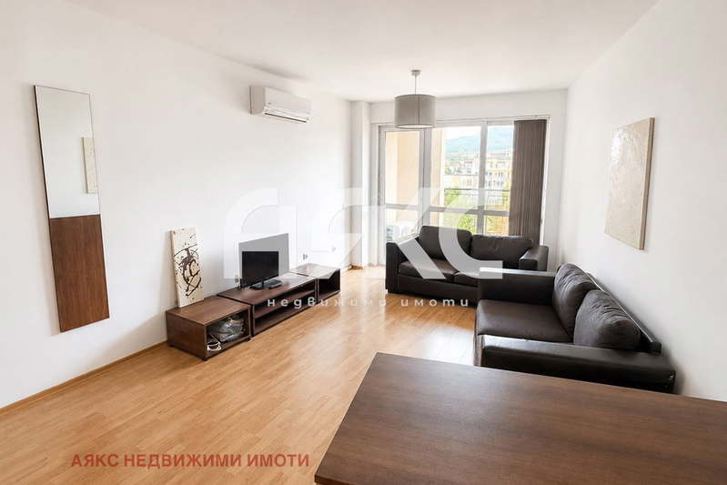 3-bedroom apartment in Sofiya, Studentski Grad