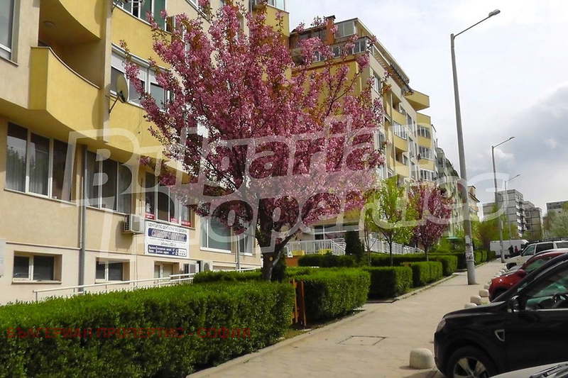 3-bedroom apartment in Sofiya, Studentski Grad