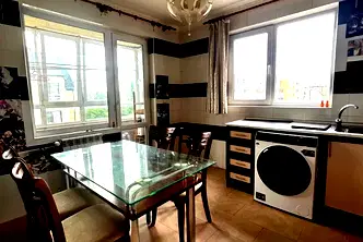 Тристаен апартамент с тераса в Сухата река, София