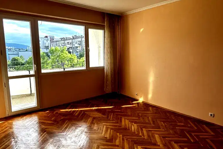3-bedroom apartment in Sofiya, Sveta Troica