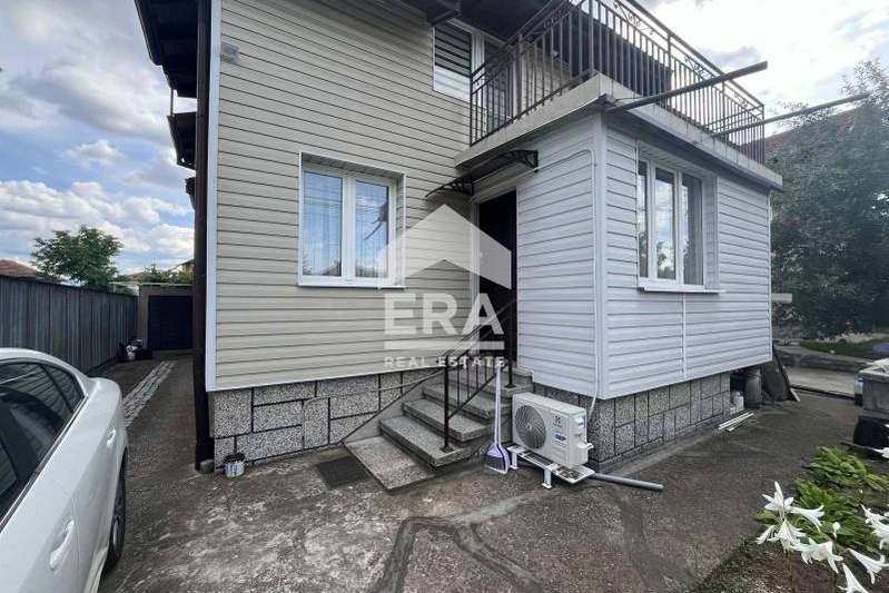 3-bedroom apartment in Sofiya, Trebich