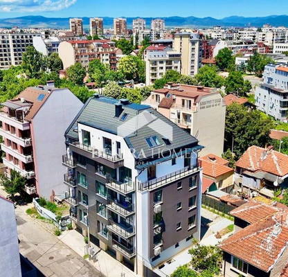 Снимка 2 — Двустаен апартамент в Триъгълника с ново строителство