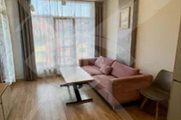 Тристаен апартамент с две тераси в кв. Витоша, София