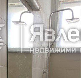 Снимка 5 — Двустаен апартамент на втори етаж в Яворов с тераса