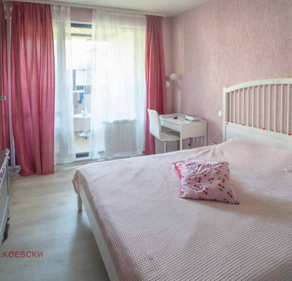 Снимка 4 — Двустаен апартамент в Зона Б-18 с тераса, София