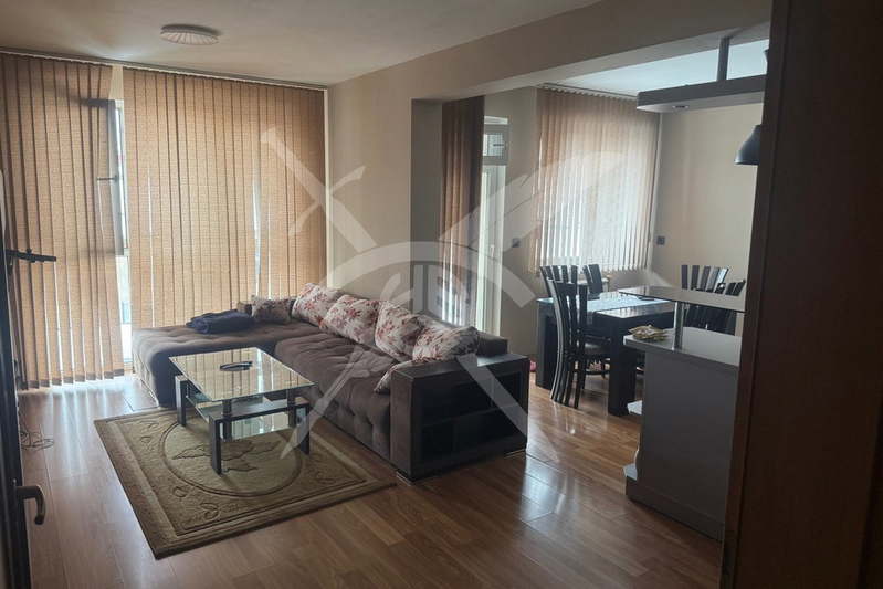 3-bedroom apartment in Sofiya, Zona B-18