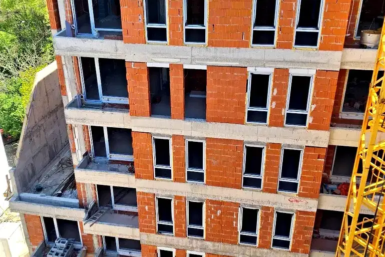 3-bedroom apartment in Sofiya, Zona B-19