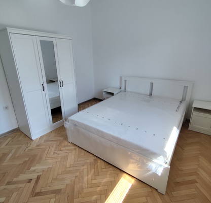 Снимка 4 — Тристаен апартамент с паркинг в Зона Б-19, София