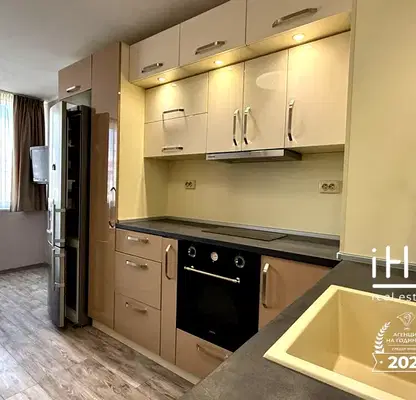 Photo 3 — 3-bedroom apartment in Sofiya, Zona B-5