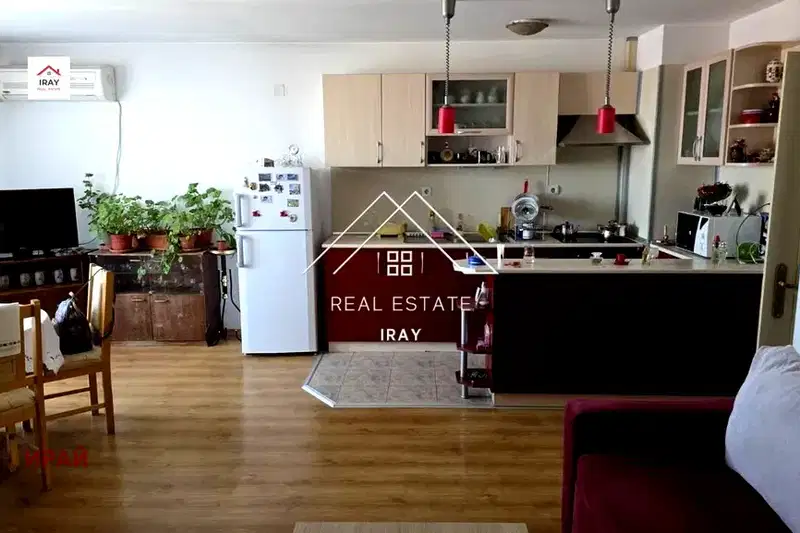 Three-room apartment with terrace in Ayazmoto, Stara Zagora