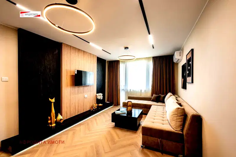 3-bedroom apartment in Stara Zagora, Centyr