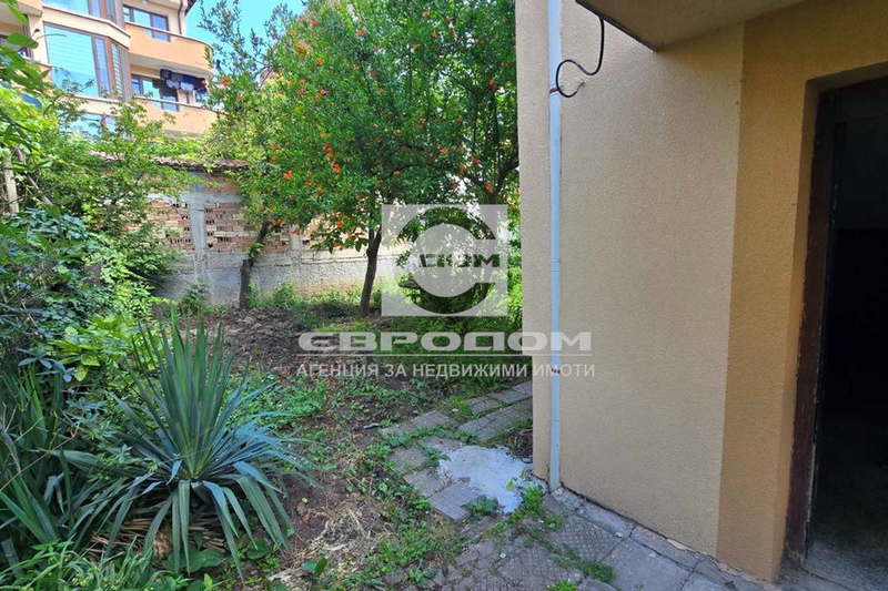 3-bedroom apartment in Stara Zagora, Centyr