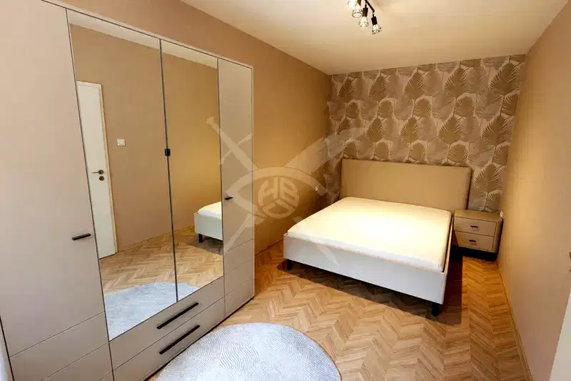 3-bedroom apartment in Stara Zagora, Centyr