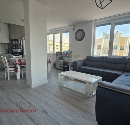 Photo 4 — 4-bedroom apartment in Stara Zagora, Jeleznik - Centyr