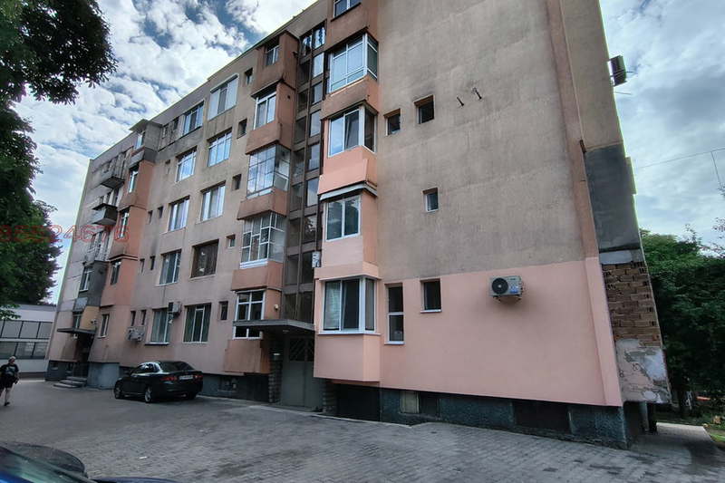 3-bedroom apartment in Stara Zagora, Kazanski