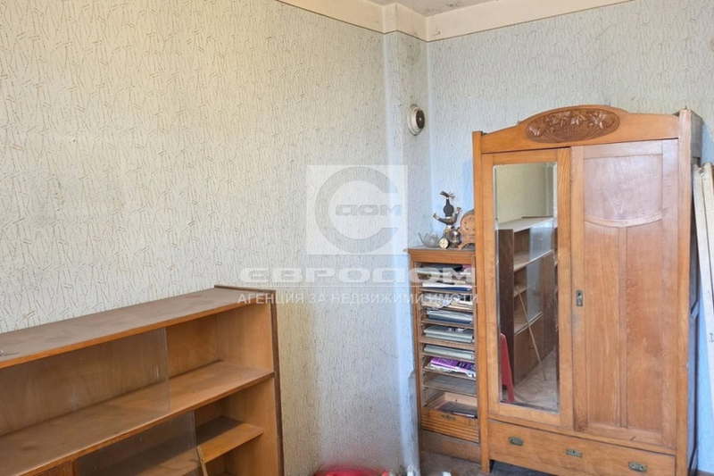 4-bedroom apartment in Stara Zagora, Operata