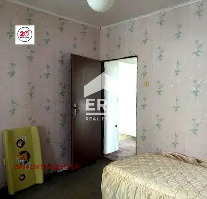 Снимка 5 — Двустаен апартамент в Стара Загора, Самара 1