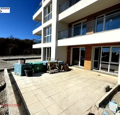 Снимка 2 — Тристаен апартамент в Бургас, Свети Влас