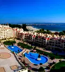 Тристаен апартамент с тераса и морска гледка в Аспарухово, Варна
