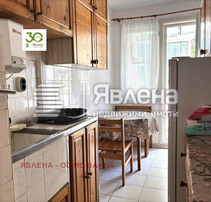 Снимка 2 — Тристаен апартамент с южно изложение в Аспарухово, Варна