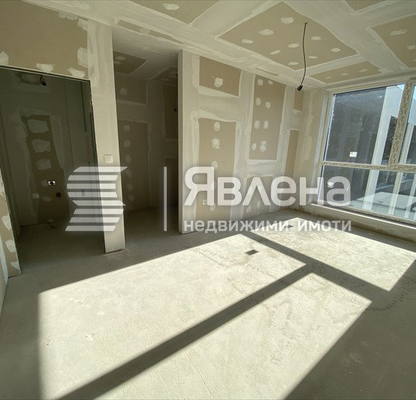 Снимка 5 — Тристаен апартамент в Аспарухово с тераса и асансьор