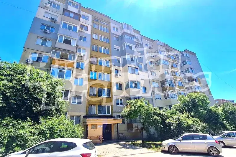 4-room apartment with panoramic view in Avtogara, Varna