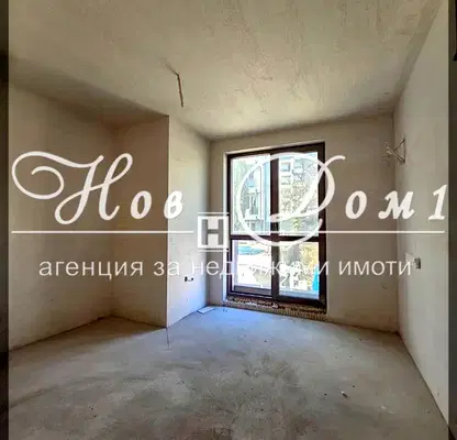 Снимка 5 — Двустаен апартамент в Бриз, Варна с модерна сграда