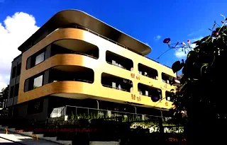 3-стаен апартамент в Бриз с просторна веранда и гледка