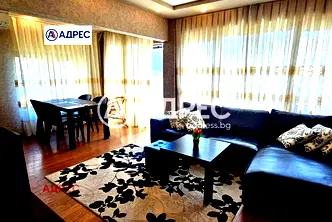Тристаен апартамент с две тераси в Бриз, Варна