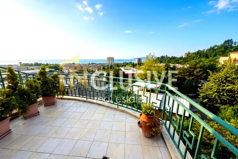 3-bedroom apartment in Varna, Briz