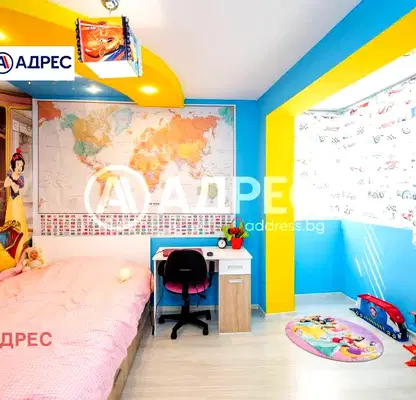 Снимка 3 — 4-стаен апартамент в Централна поща, Варна с тераса