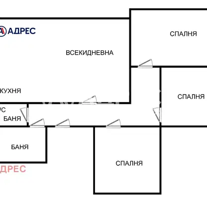 Снимка 4 — 4-стаен апартамент в Централна поща, Варна с тераса