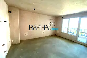 Двустаен апартамент с тераса в Център, Варна