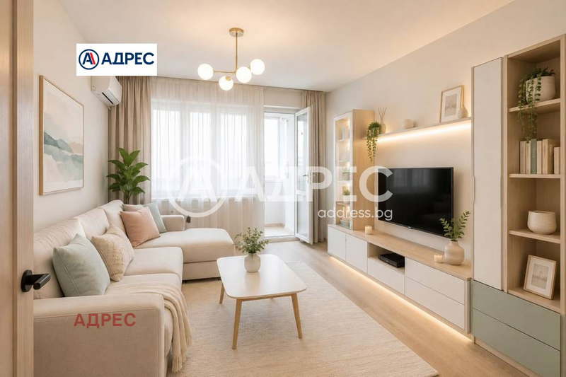 Двустаен апартамент в Център, Варна с остъклен балкон