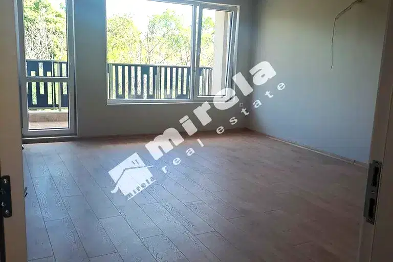 3-bedroom apartment in Varna, Centyr