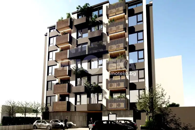 Three-room apartment with balcony in the Center of Varna