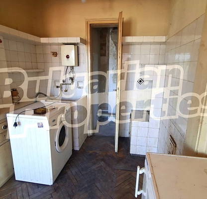 Photo 3 — Three-room apartment with two terraces in Center, Varna