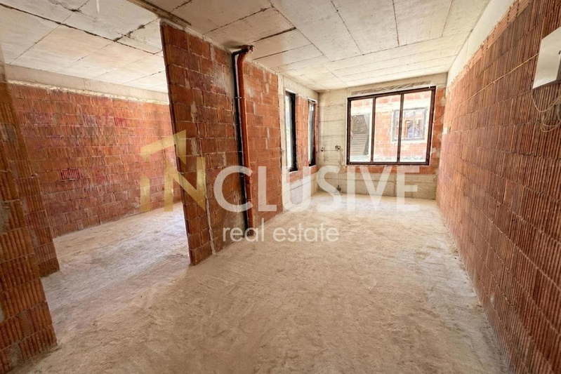 3-bedroom apartment in Varna, Centyr