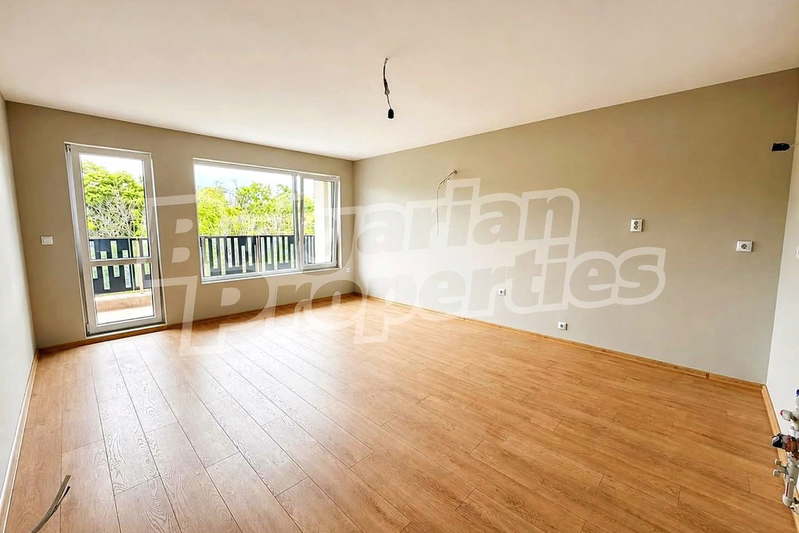 3-bedroom apartment in Varna, Centyr