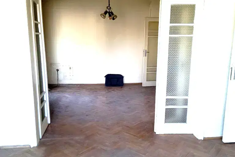 Four-room apartment in the centre of Varna with attic room