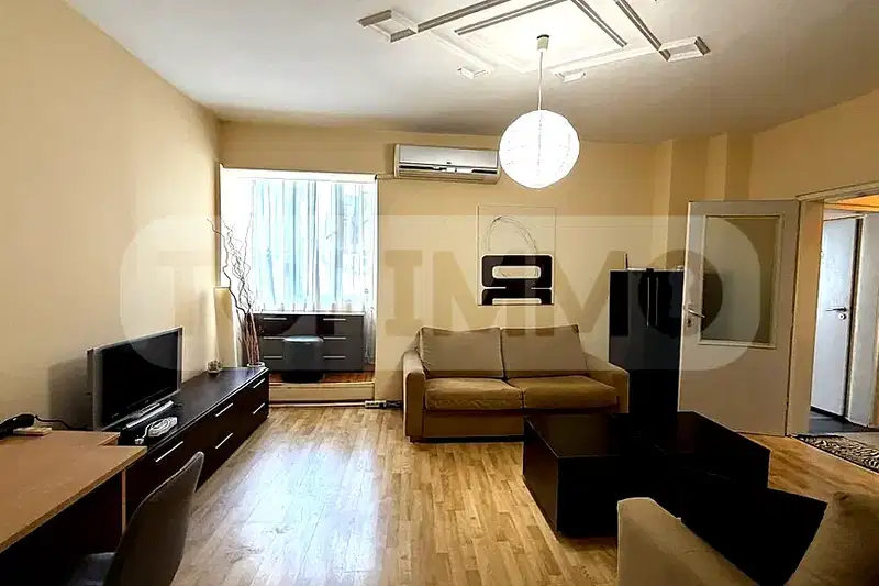 3-bedroom apartment in Varna, Centyr
