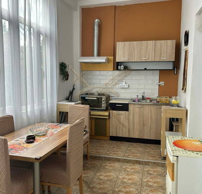 Снимка 4 — Тристаен апартамент с тераса в Център, Варна