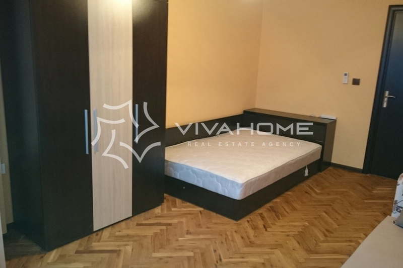 3-bedroom apartment in Varna, Centyr