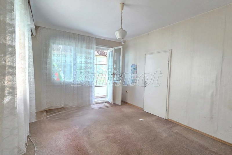 3-bedroom apartment in Varna, Chaika